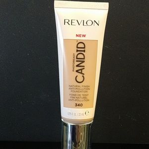 Revlon Candid Foundation